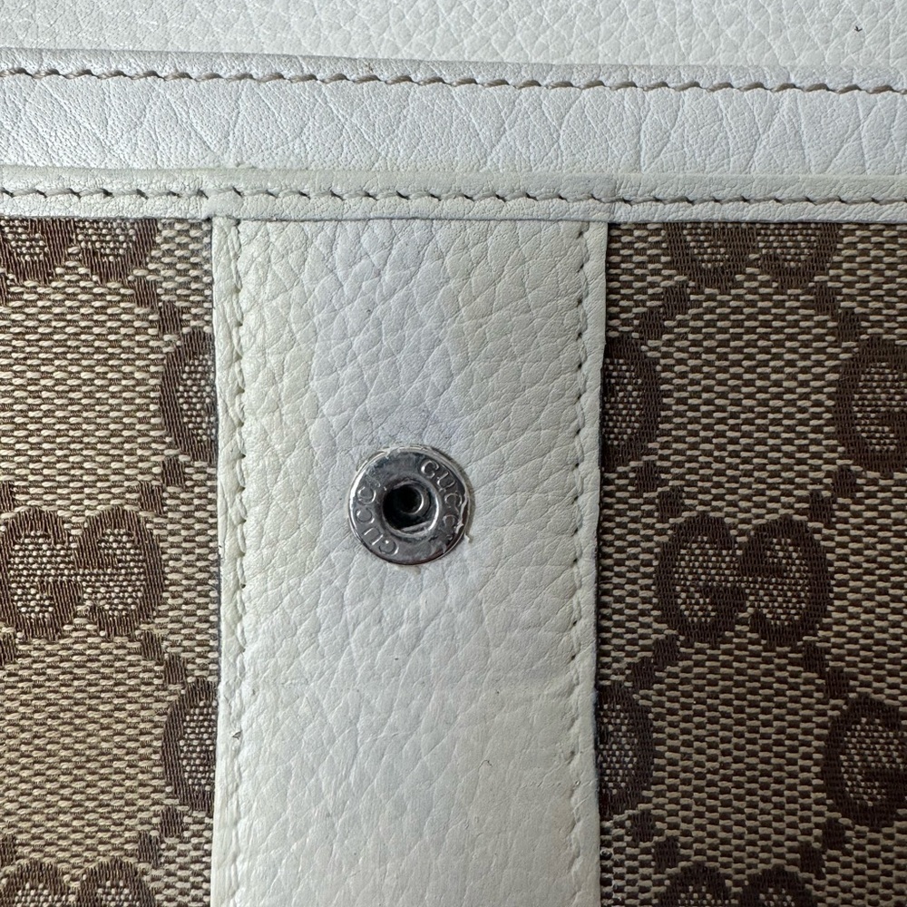 Gucci Women’s GG Monogram Wallet Cream and Tan Long Wallet - Picture 12 of 16